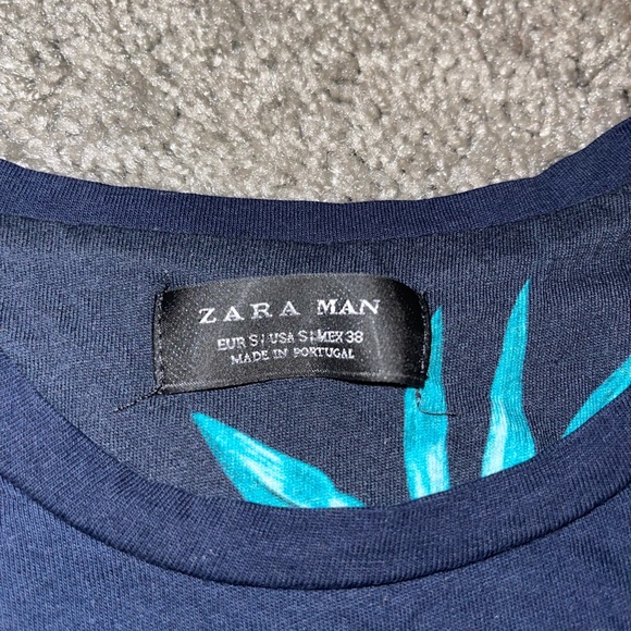 Zara Man Tropical Tee - Picture 3 of 3